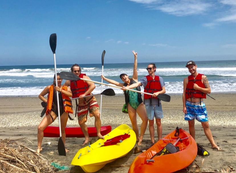 הוסטל לאס טונאס Hermanos Perdidos Surf מראה חיצוני תמונה